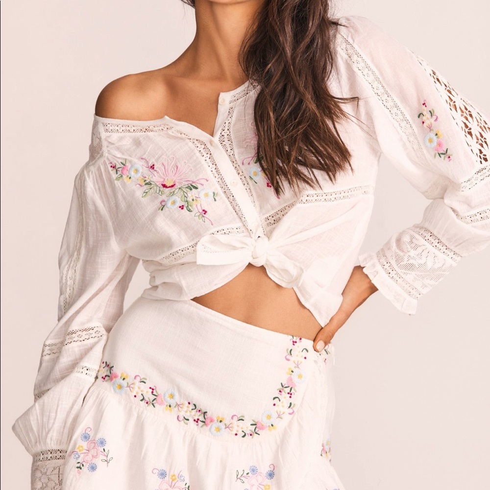 NWT LSF Leila Linen Blouse